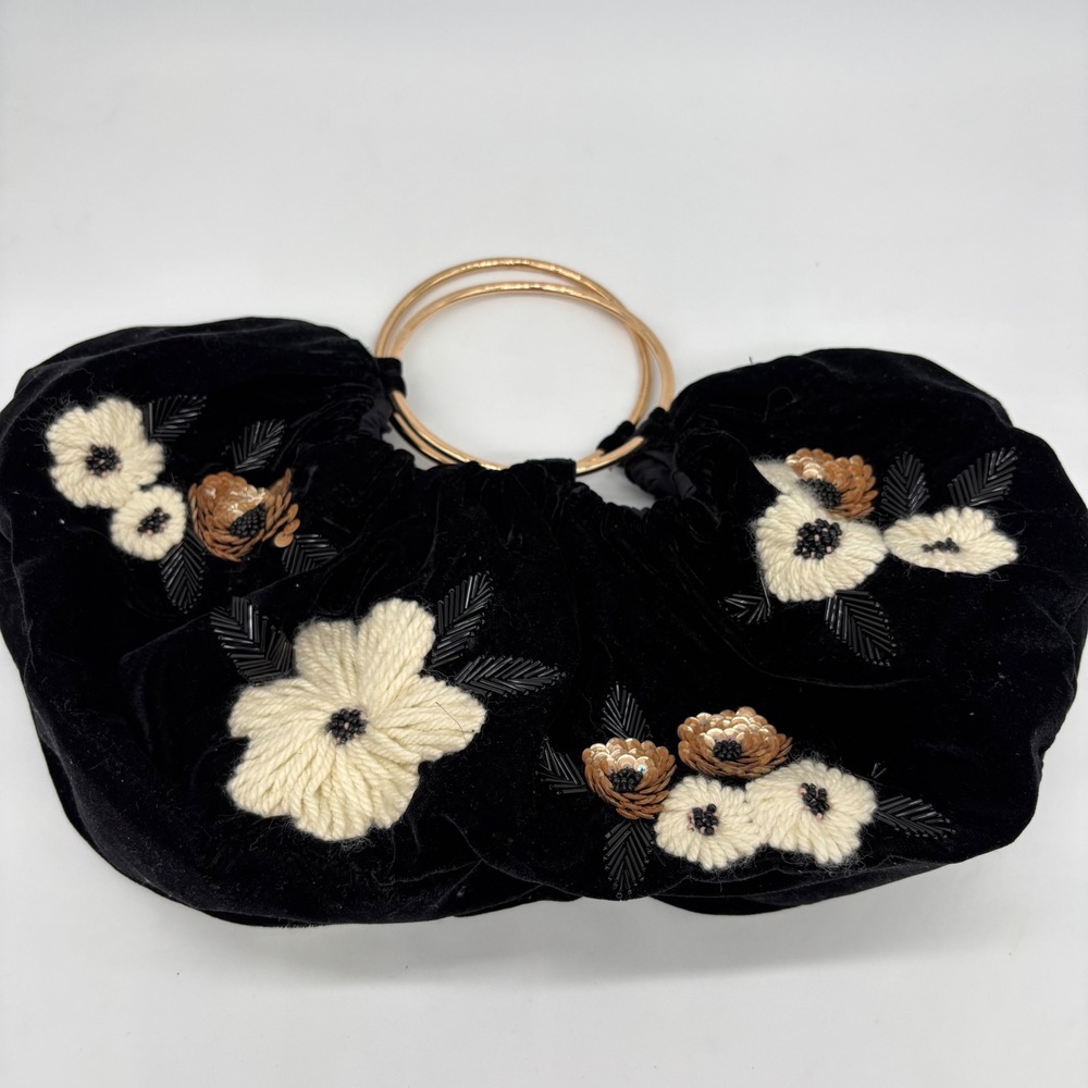 Anthropologie Floral half-moon Black Velvet‎ gold ring Bag clutch Vintage 2000s